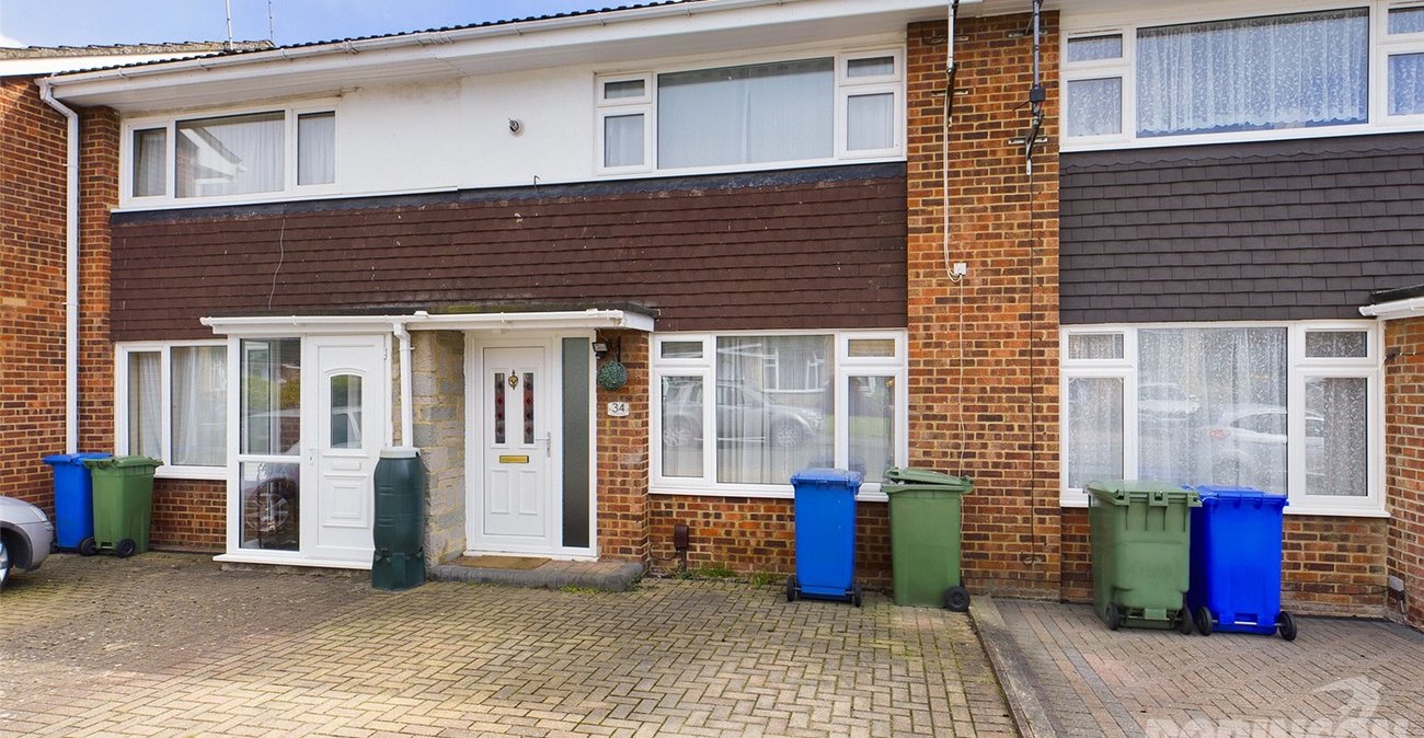 2 bedroom house for sale in Sittingbourne | Robinson Michael & Jackson