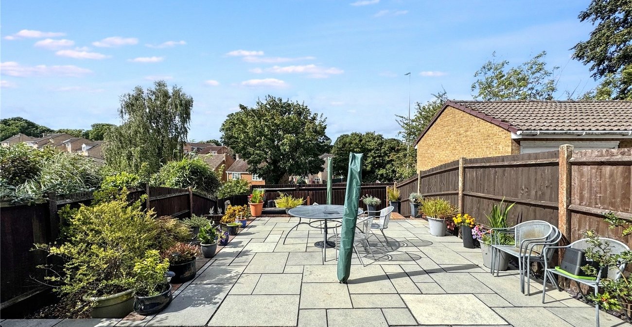 3 bedroom house for sale in Rainham | Robinson Michael & Jackson