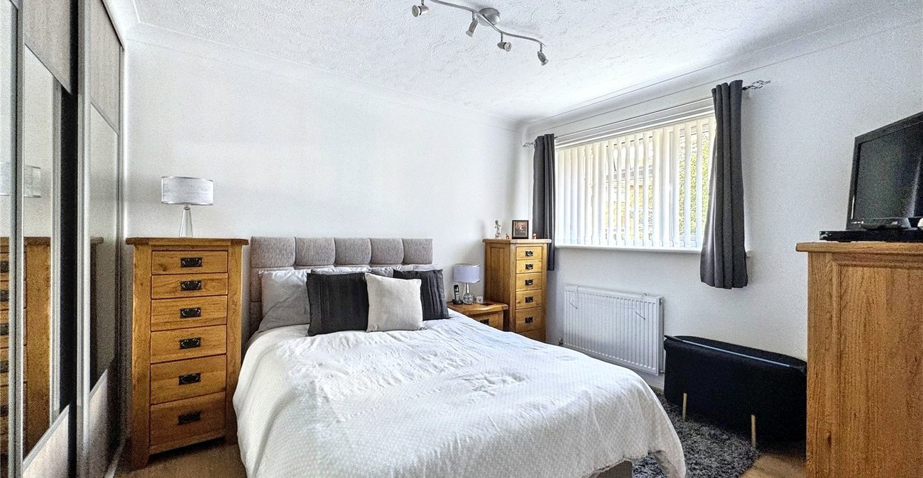 3 bedroom house for sale in Rainham | Robinson Michael & Jackson