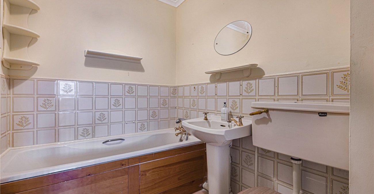 3 bedroom house for sale in Dartford | Robinson Jackson