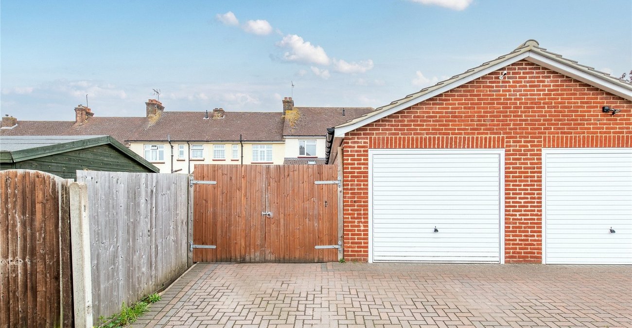 3 bedroom house for sale in Gravesend | Robinson Michael & Jackson