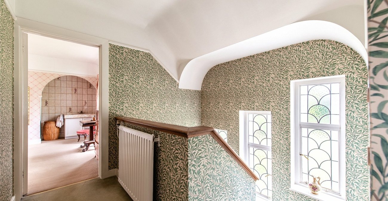 5 bedroom house for sale in Gravesend | Robinson Michael & Jackson