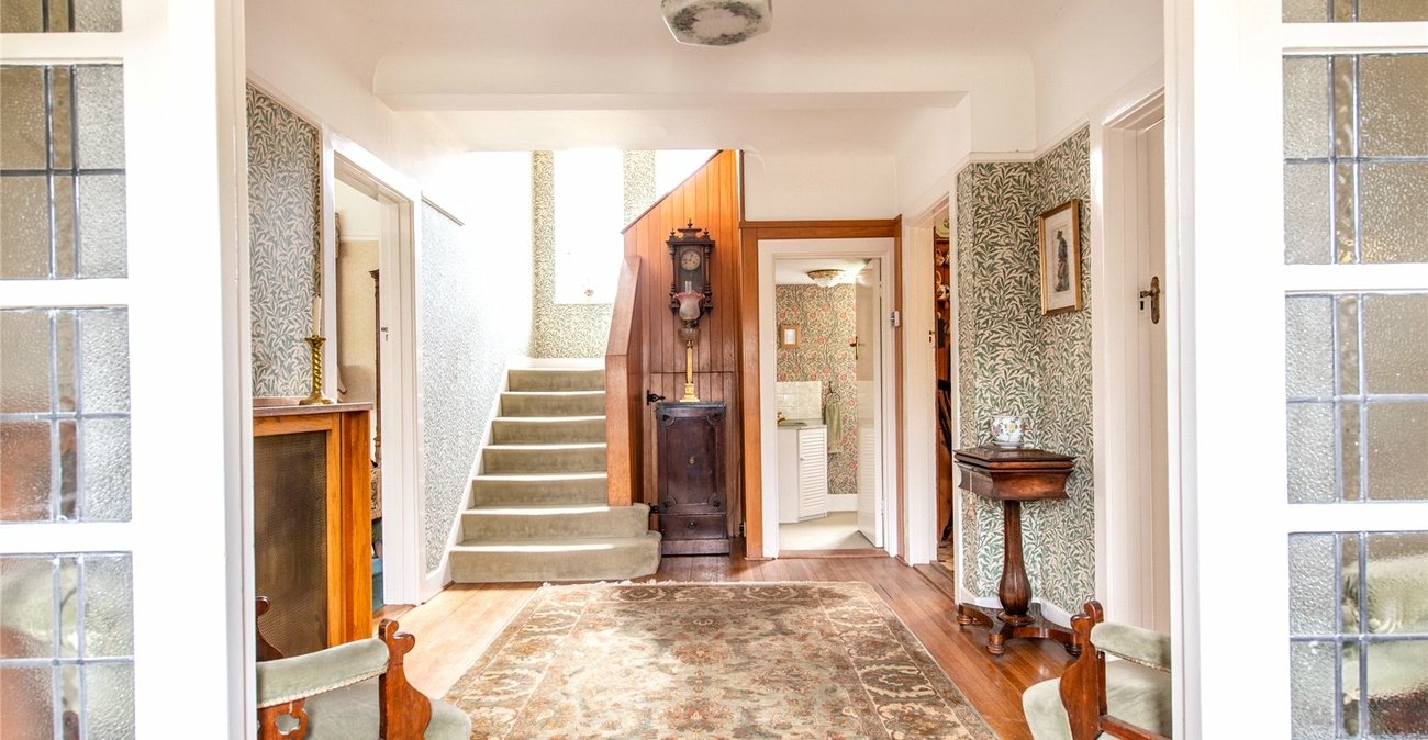 5 bedroom house for sale in Gravesend | Robinson Michael & Jackson