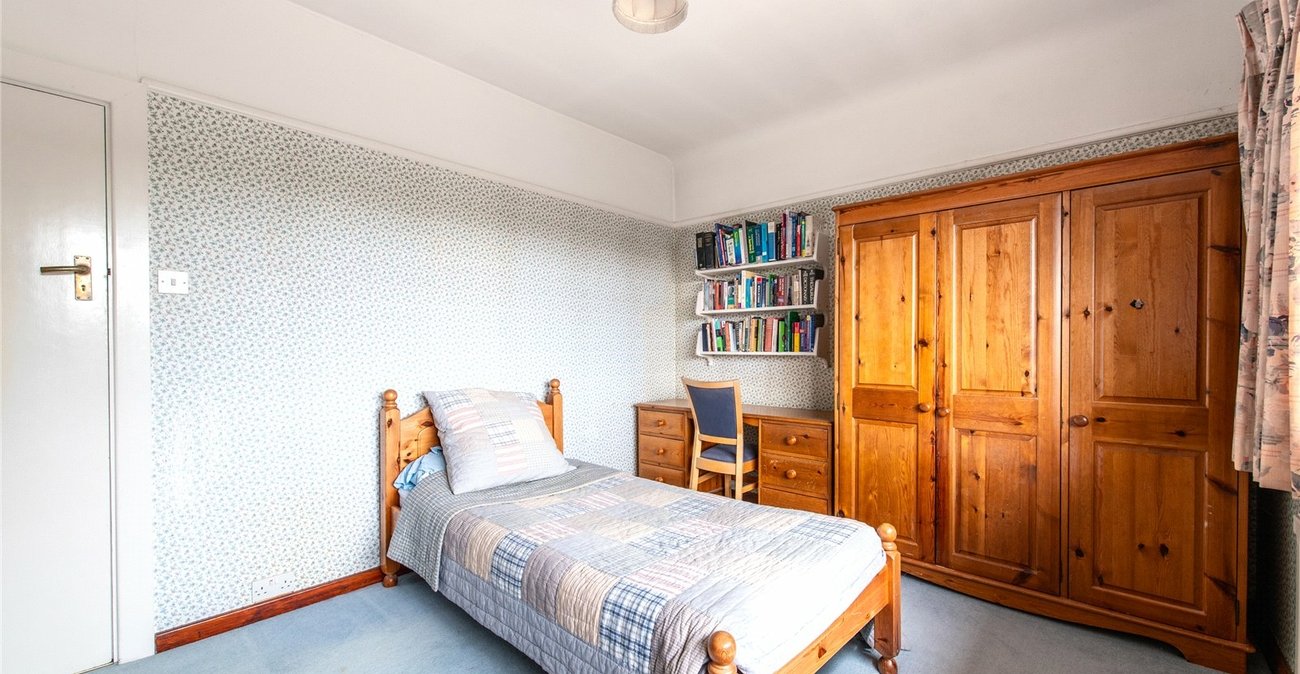 5 bedroom house for sale in Gravesend | Robinson Michael & Jackson