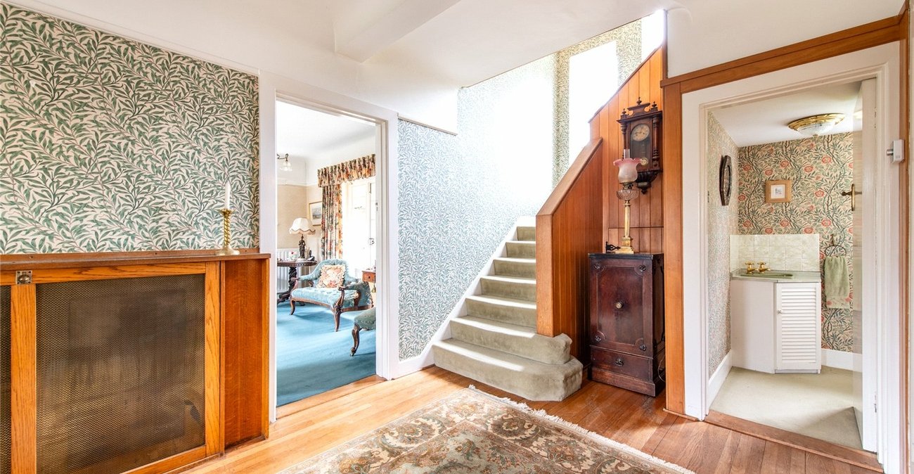 5 bedroom house for sale in Gravesend | Robinson Michael & Jackson