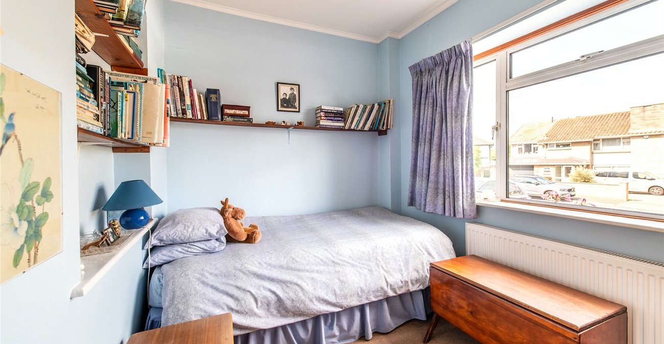 3 bedroom bungalow for sale in Gravesend | Robinson Michael & Jackson