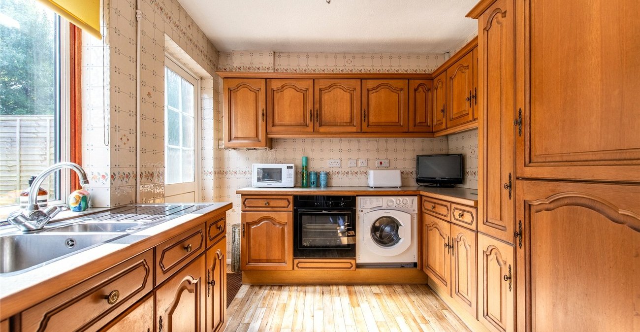 3 bedroom bungalow for sale in Gravesend | Robinson Michael & Jackson