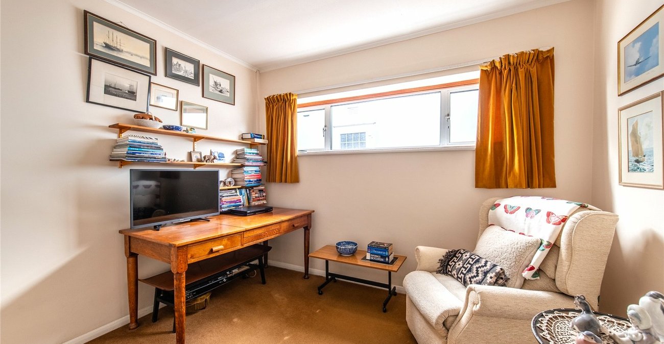 3 bedroom bungalow for sale in Gravesend | Robinson Michael & Jackson