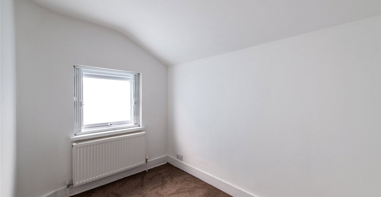 2 bedroom house for sale in Gravesend | Robinson Michael & Jackson