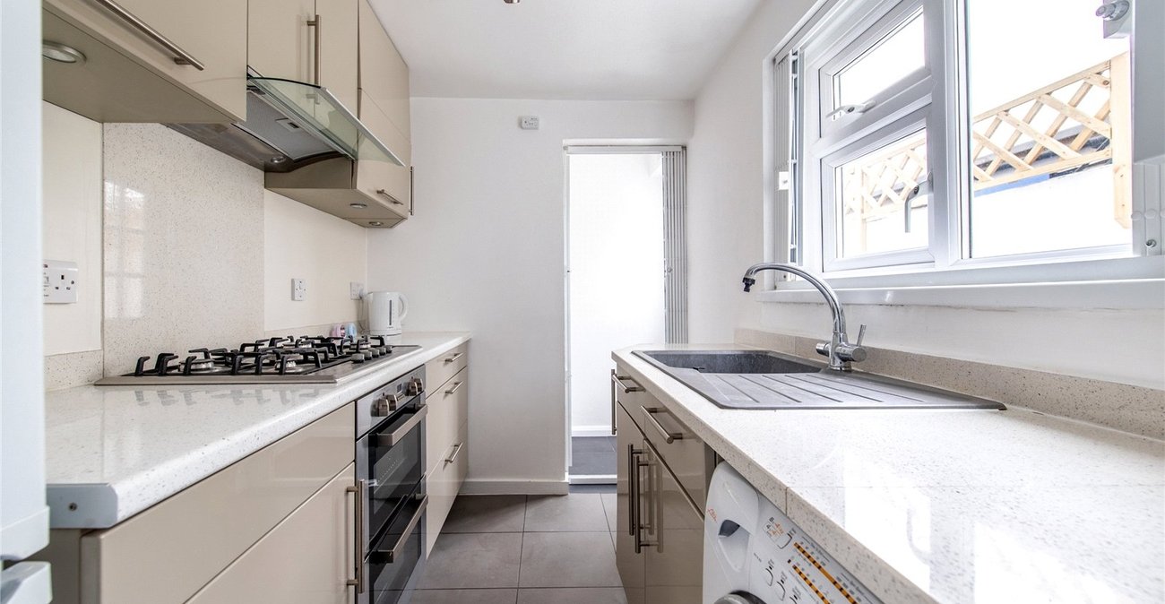 2 bedroom house for sale in Gravesend | Robinson Michael & Jackson