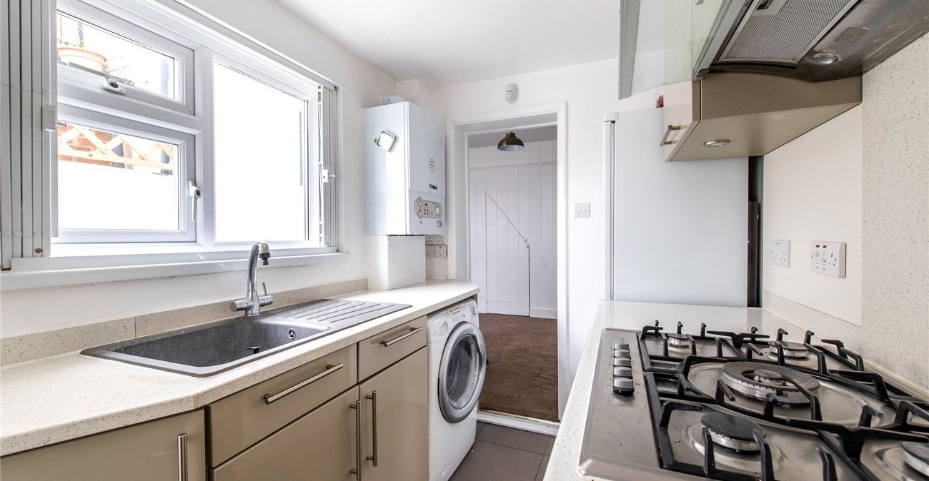 2 bedroom house for sale in Gravesend | Robinson Michael & Jackson