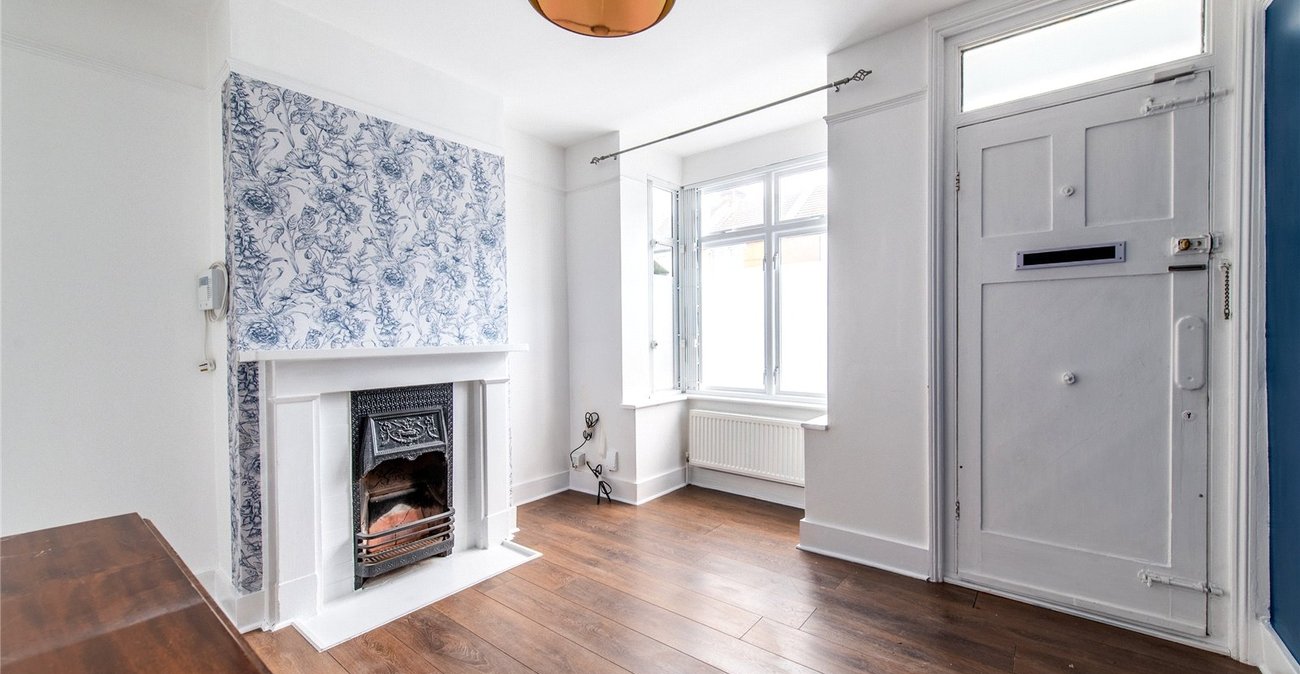 2 bedroom house for sale in Gravesend | Robinson Michael & Jackson