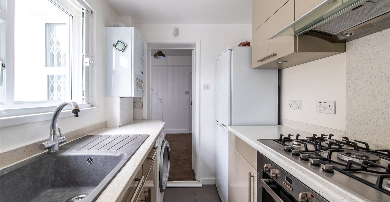 2 bedroom house for sale in Gravesend | Robinson Michael & Jackson