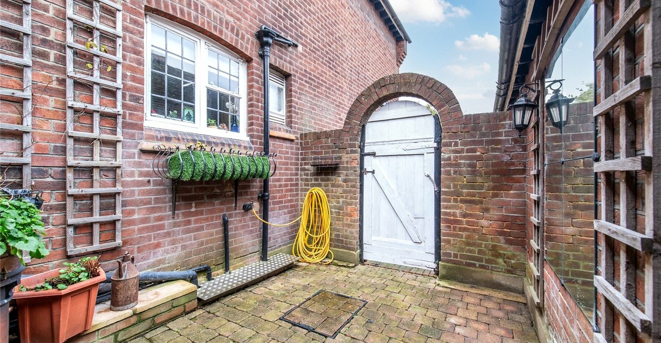 3 bedroom house for sale in Gravesend | Robinson Michael & Jackson