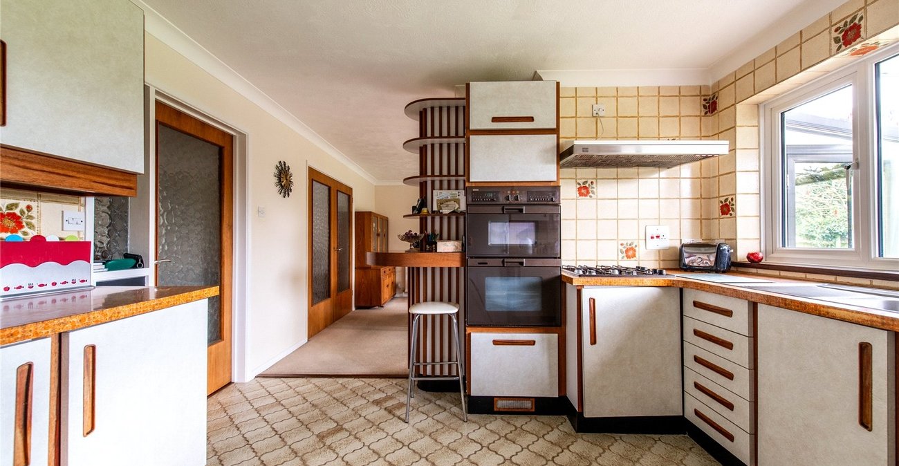 5 bedroom house for sale in Gravesend | Robinson Michael & Jackson