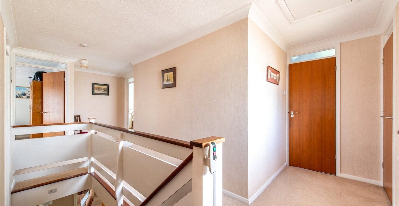 5 bedroom house for sale in Gravesend | Robinson Michael & Jackson