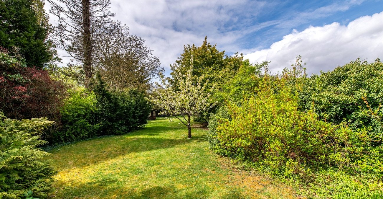 5 bedroom house for sale in Gravesend | Robinson Michael & Jackson