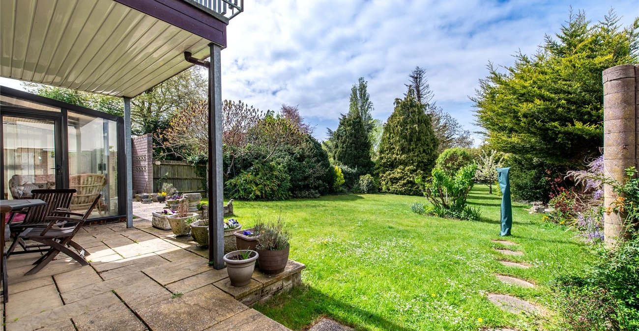 5 bedroom house for sale in Gravesend | Robinson Michael & Jackson