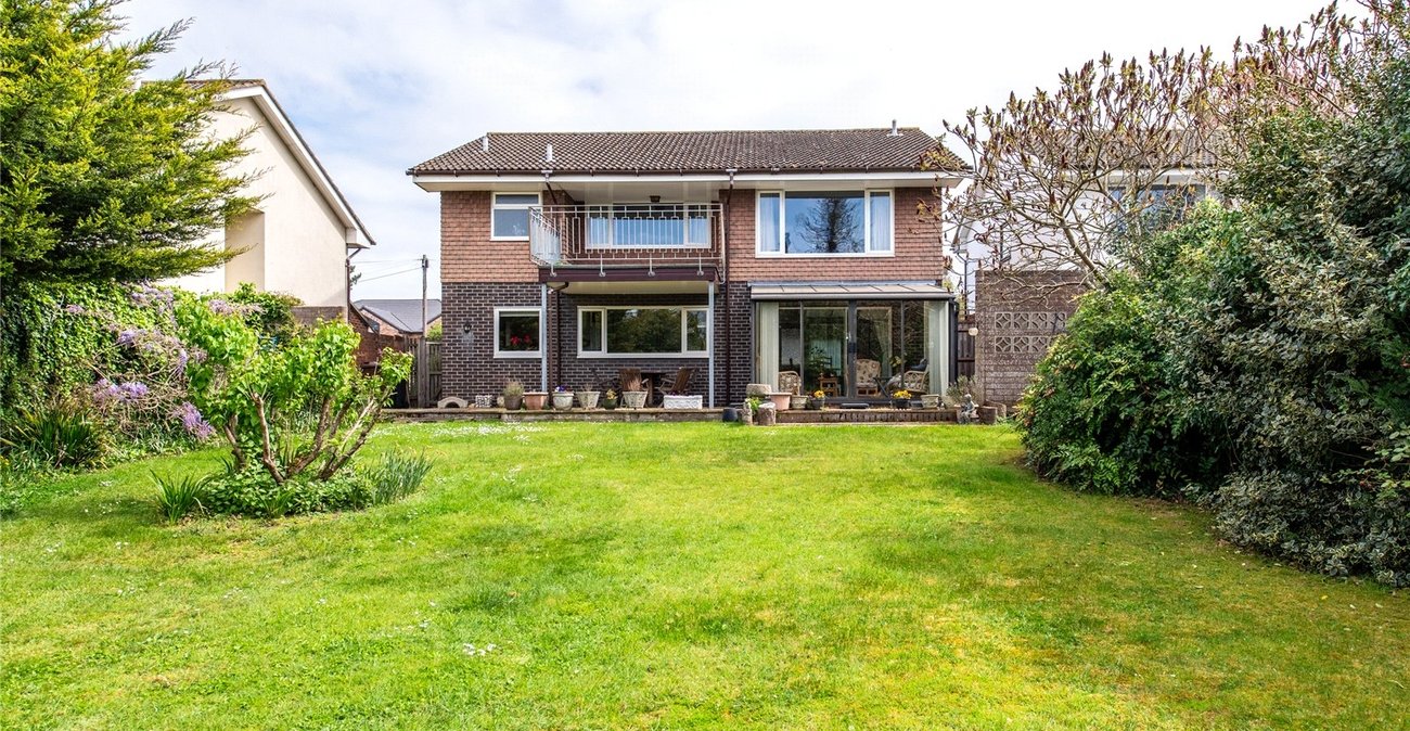 5 bedroom house for sale in Gravesend | Robinson Michael & Jackson