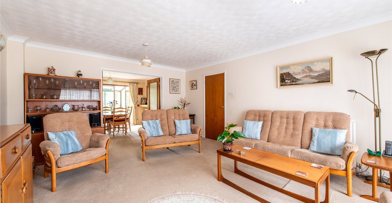 5 bedroom house for sale in Gravesend | Robinson Michael & Jackson