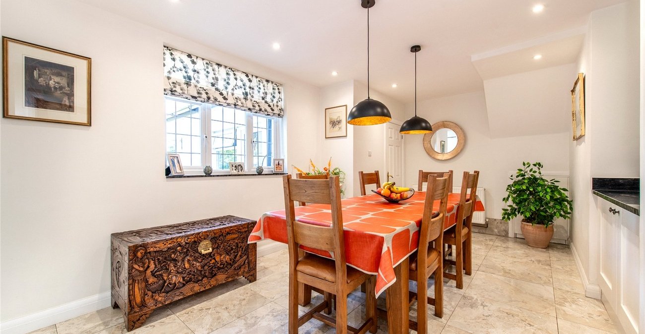 5 bedroom house for sale in Gravesend | Robinson Michael & Jackson