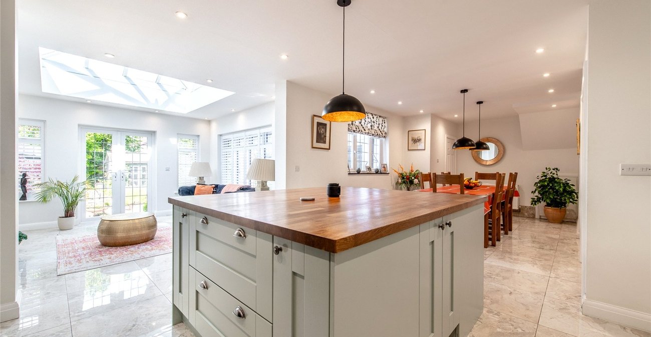 5 bedroom house for sale in Gravesend | Robinson Michael & Jackson
