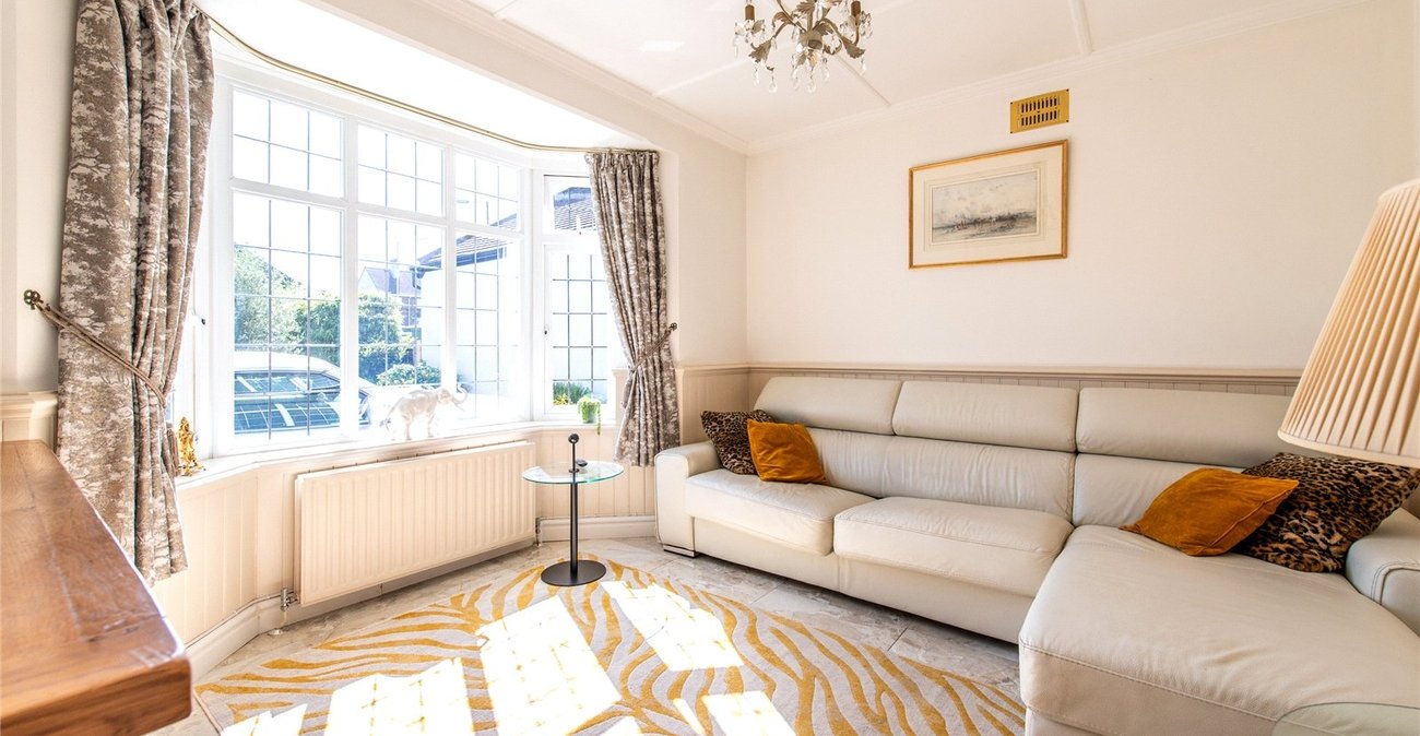 5 bedroom house for sale in Gravesend | Robinson Michael & Jackson
