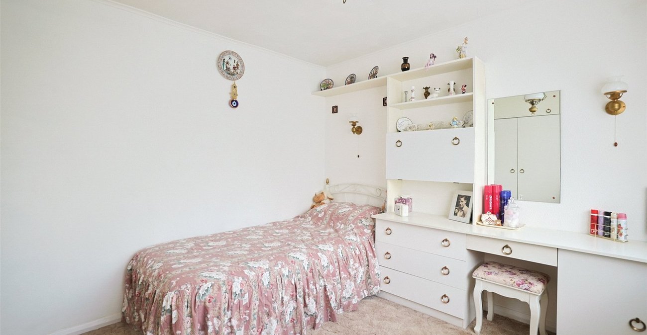 3 bedroom house for sale in Gravesend | Robinson Michael & Jackson