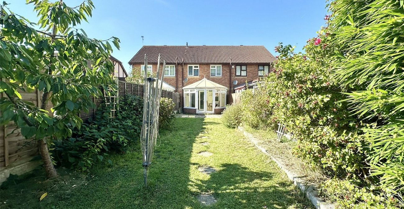 3 bedroom house for sale in Greenhithe Village | Robinson Jackson