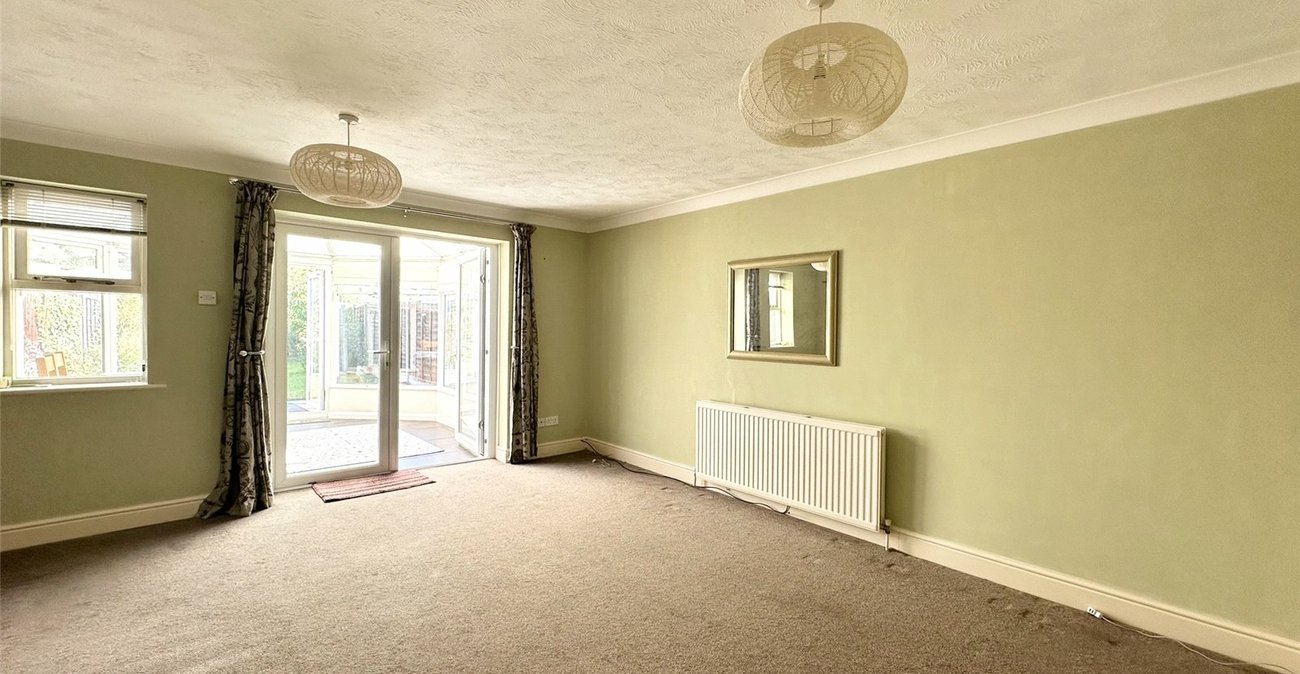 3 bedroom house for sale in Greenhithe Village | Robinson Jackson
