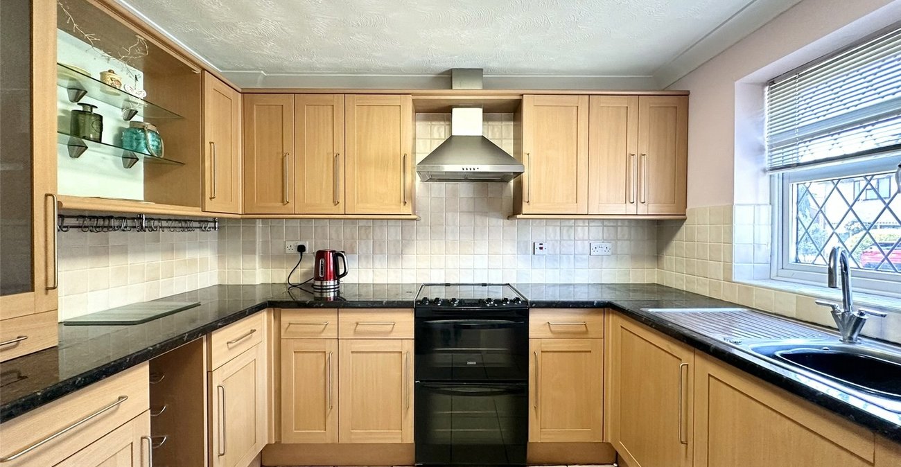 3 bedroom house for sale in Greenhithe Village | Robinson Jackson