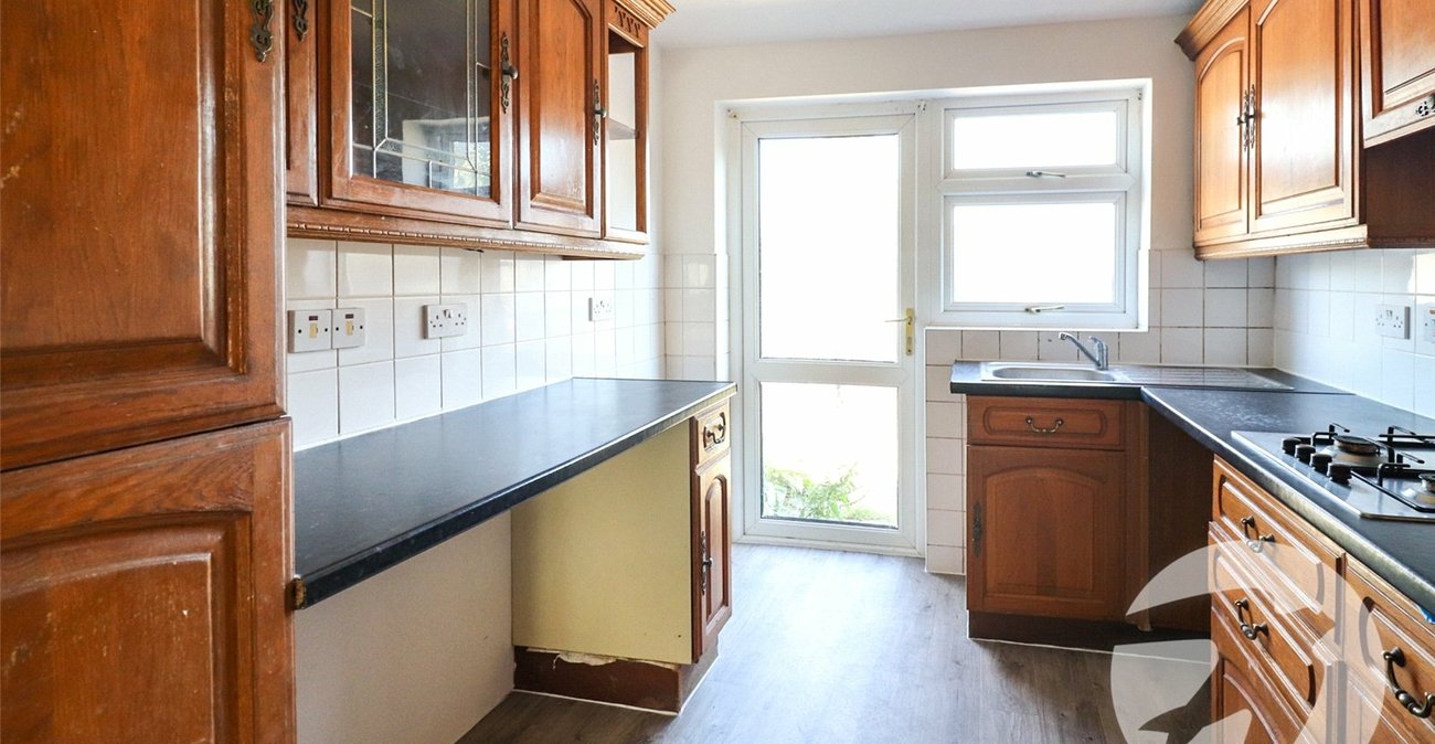 3 bedroom house for sale in Erith | Robinson Jackson