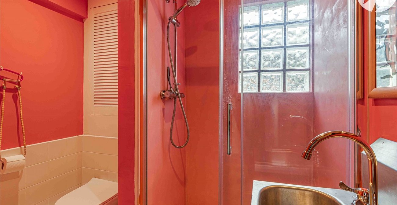 2 bedroom house for sale in Plumstead | Robinson Jackson