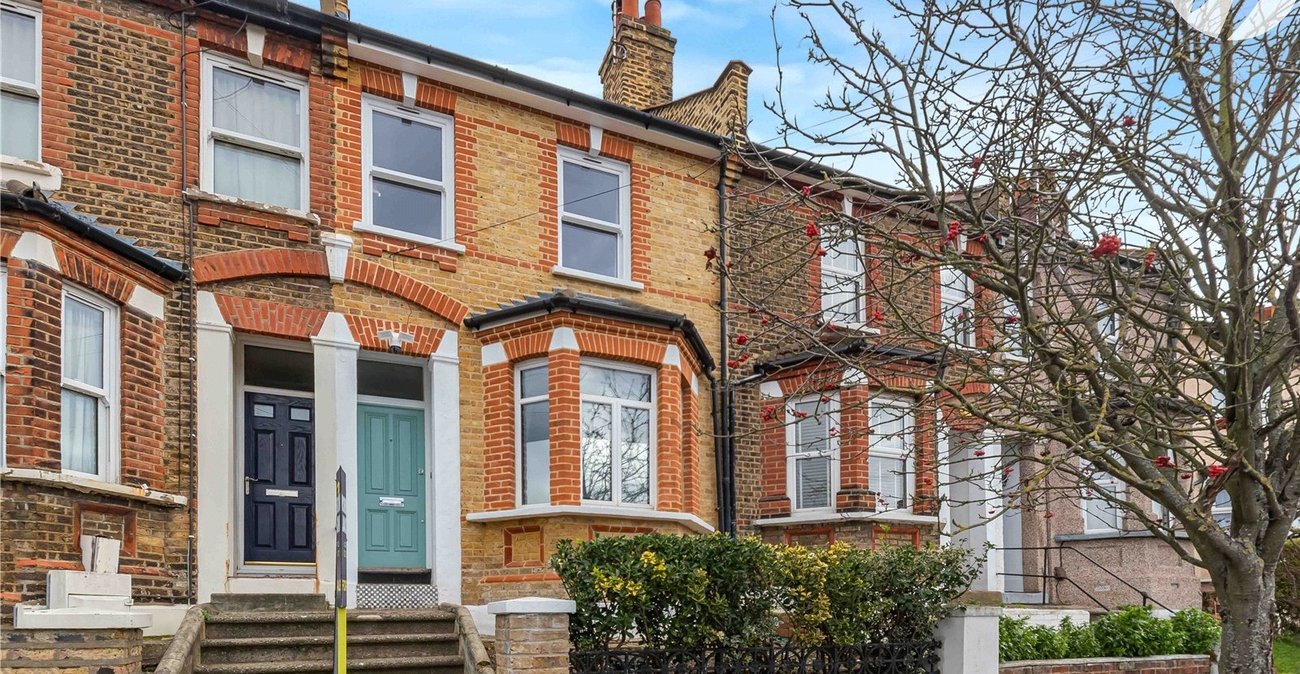 2 bedroom house for sale in Plumstead | Robinson Jackson