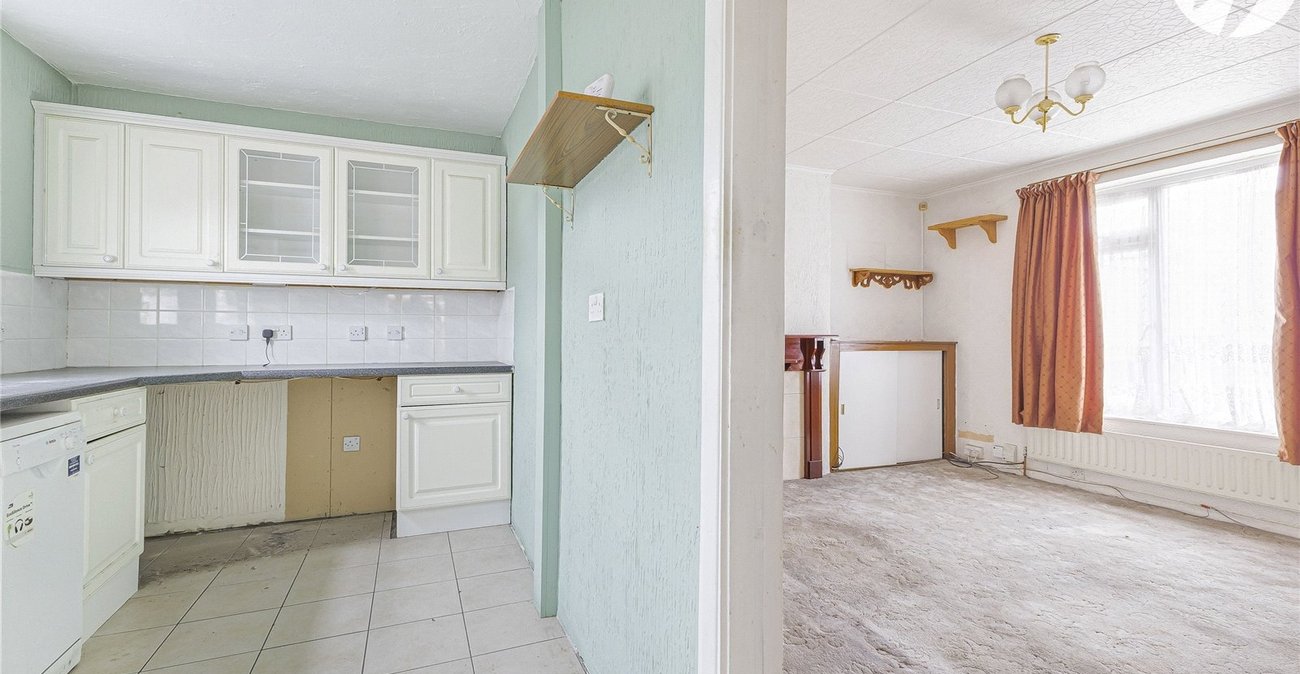 2 bedroom house for sale in Rochester | Robinson Michael & Jackson