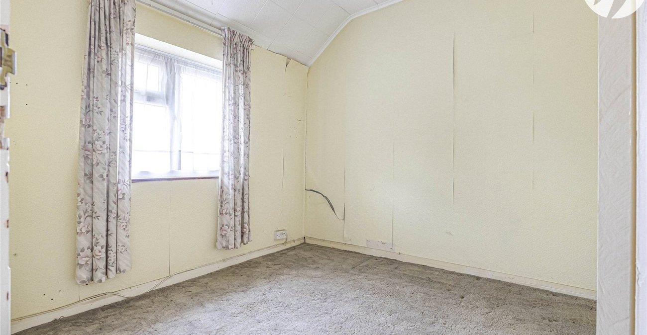 2 bedroom house for sale in Rochester | Robinson Michael & Jackson