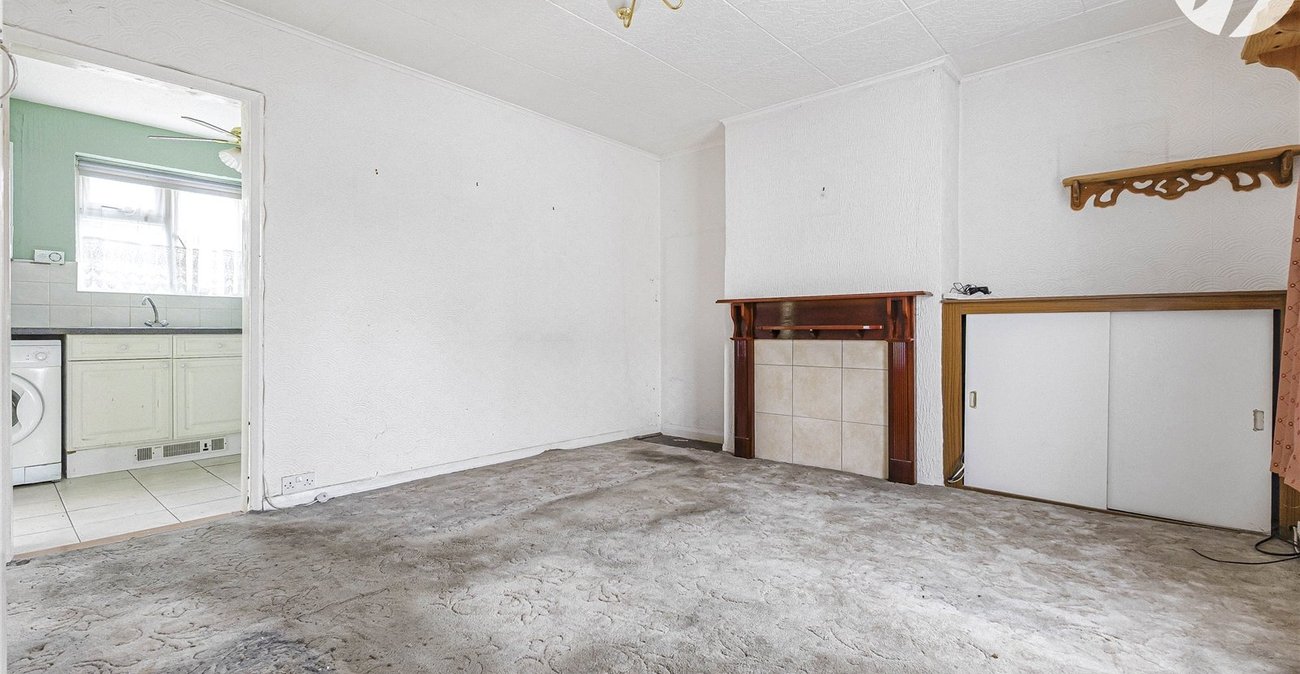 2 bedroom house for sale in Rochester | Robinson Michael & Jackson