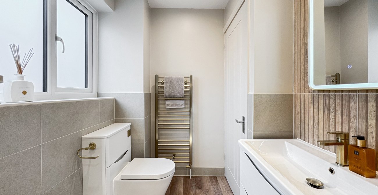 4 bedroom house for sale in Rainham | Robinson Michael & Jackson