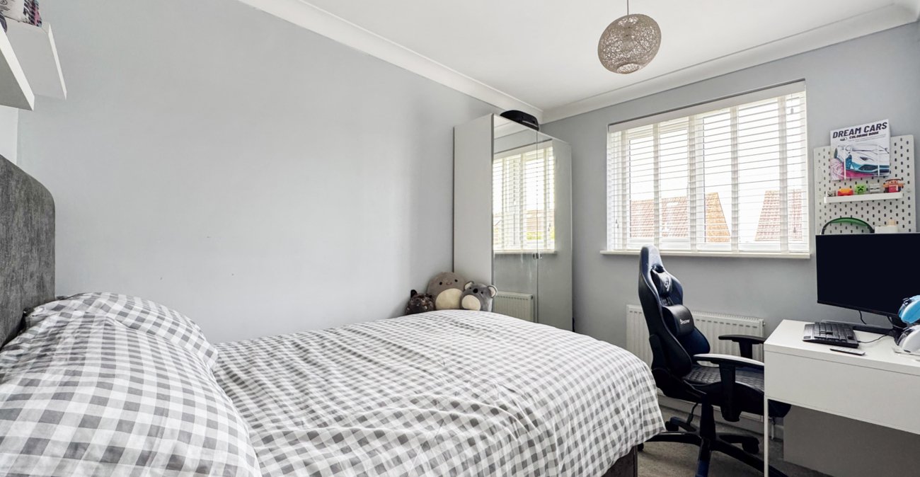 4 bedroom house for sale in Rainham | Robinson Michael & Jackson
