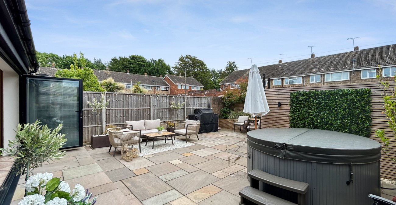 4 bedroom house for sale in Rainham | Robinson Michael & Jackson