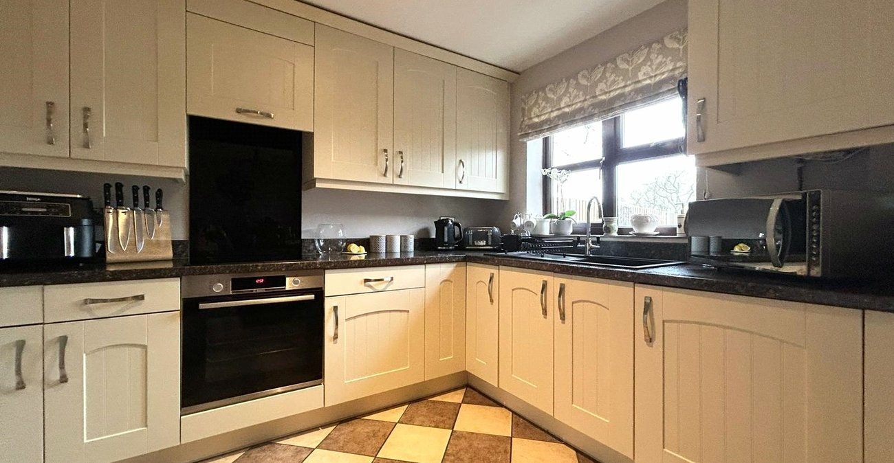 3 bedroom house for sale in Lordswood | Robinson Michael & Jackson