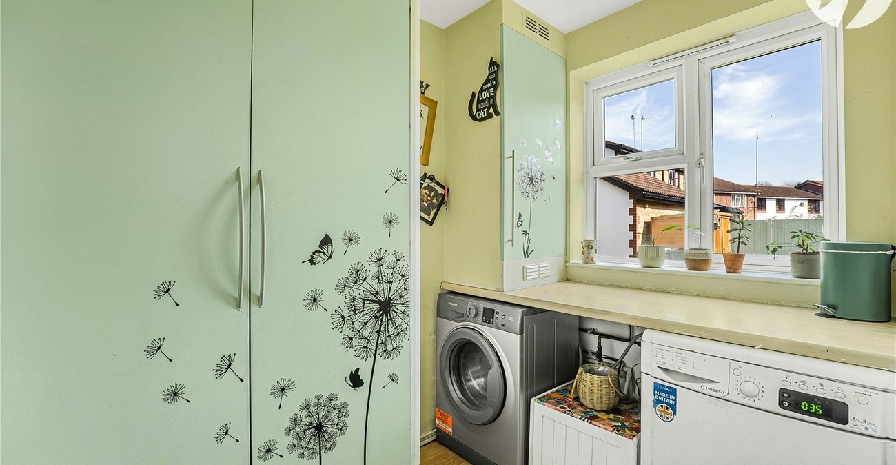 3 bedroom house for sale in Greenhithe | Robinson Jackson