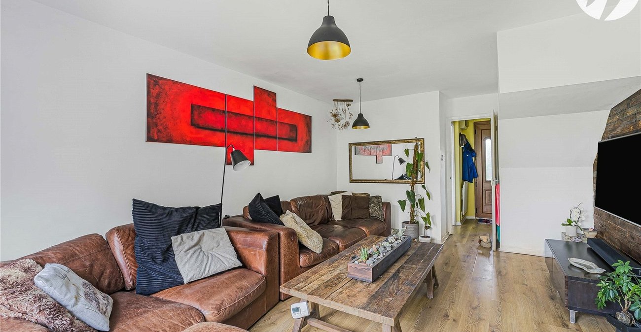 3 bedroom house for sale in Greenhithe | Robinson Jackson