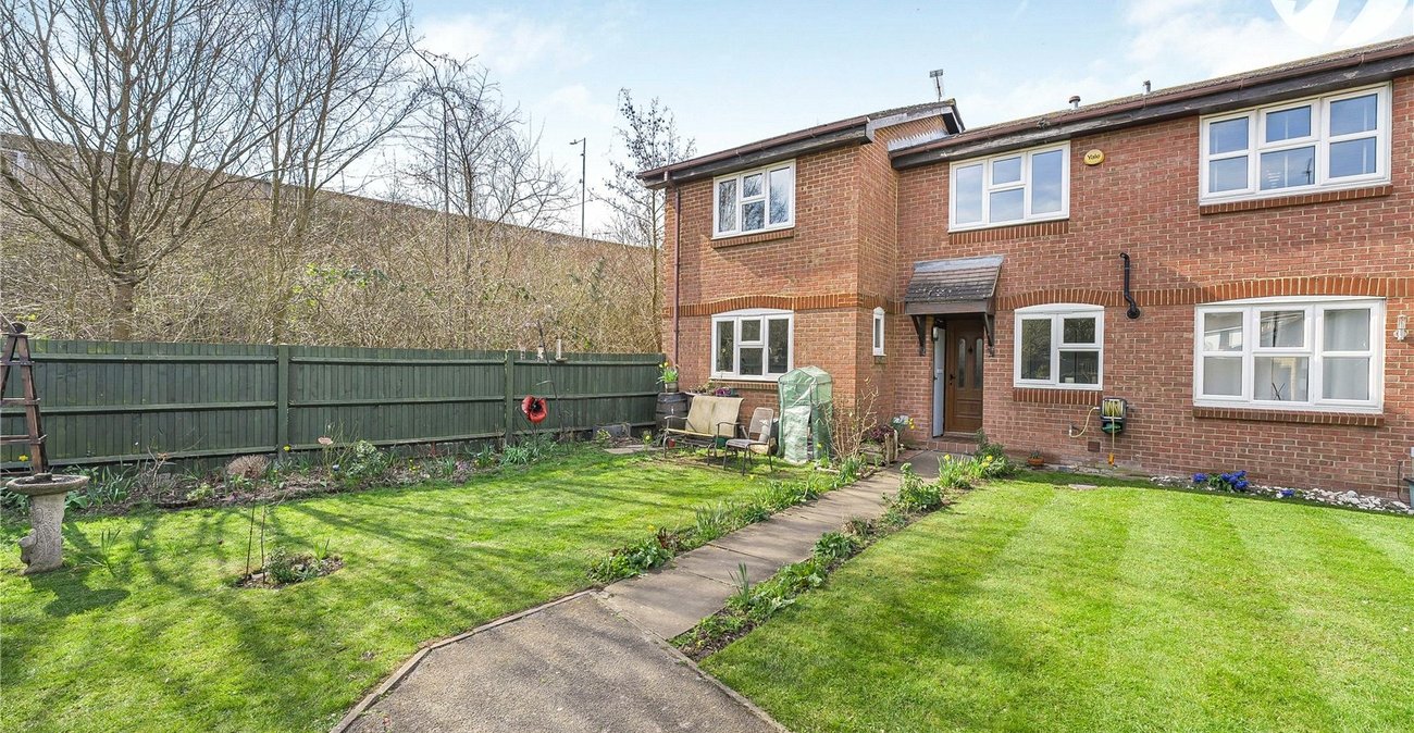 3 bedroom house for sale in Greenhithe | Robinson Jackson