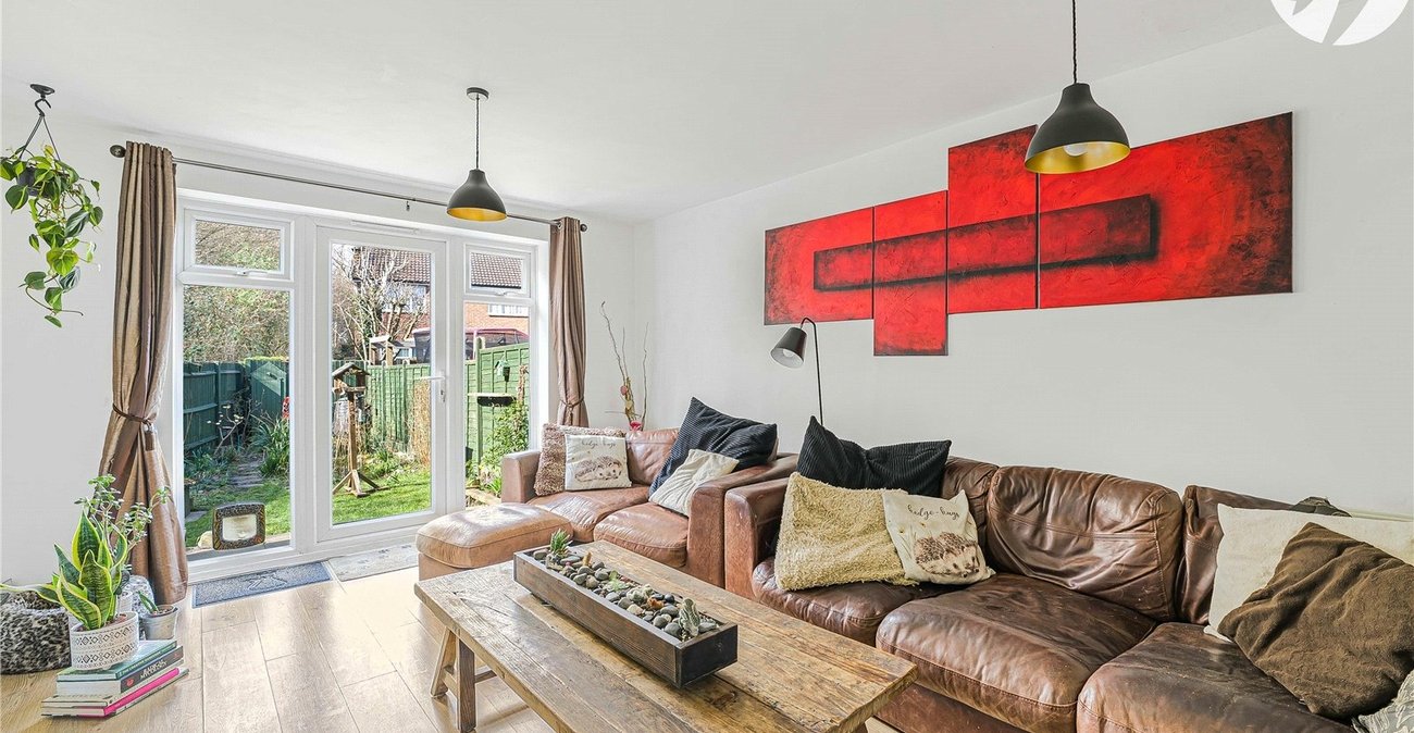 3 bedroom house for sale in Greenhithe | Robinson Jackson
