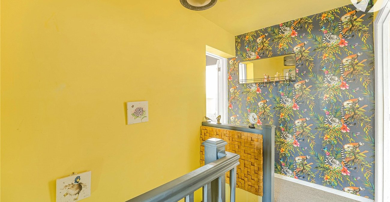 3 bedroom house for sale in Greenhithe | Robinson Jackson