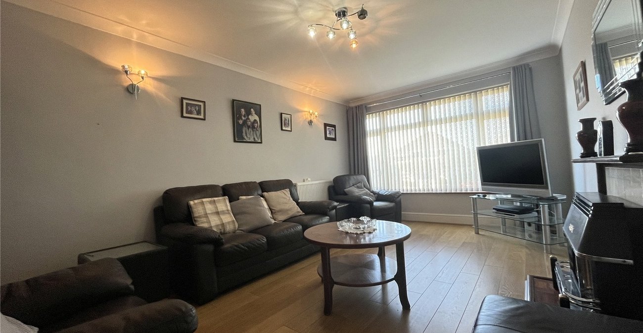 3 bedroom bungalow for sale in Walderslade | Robinson Michael & Jackson