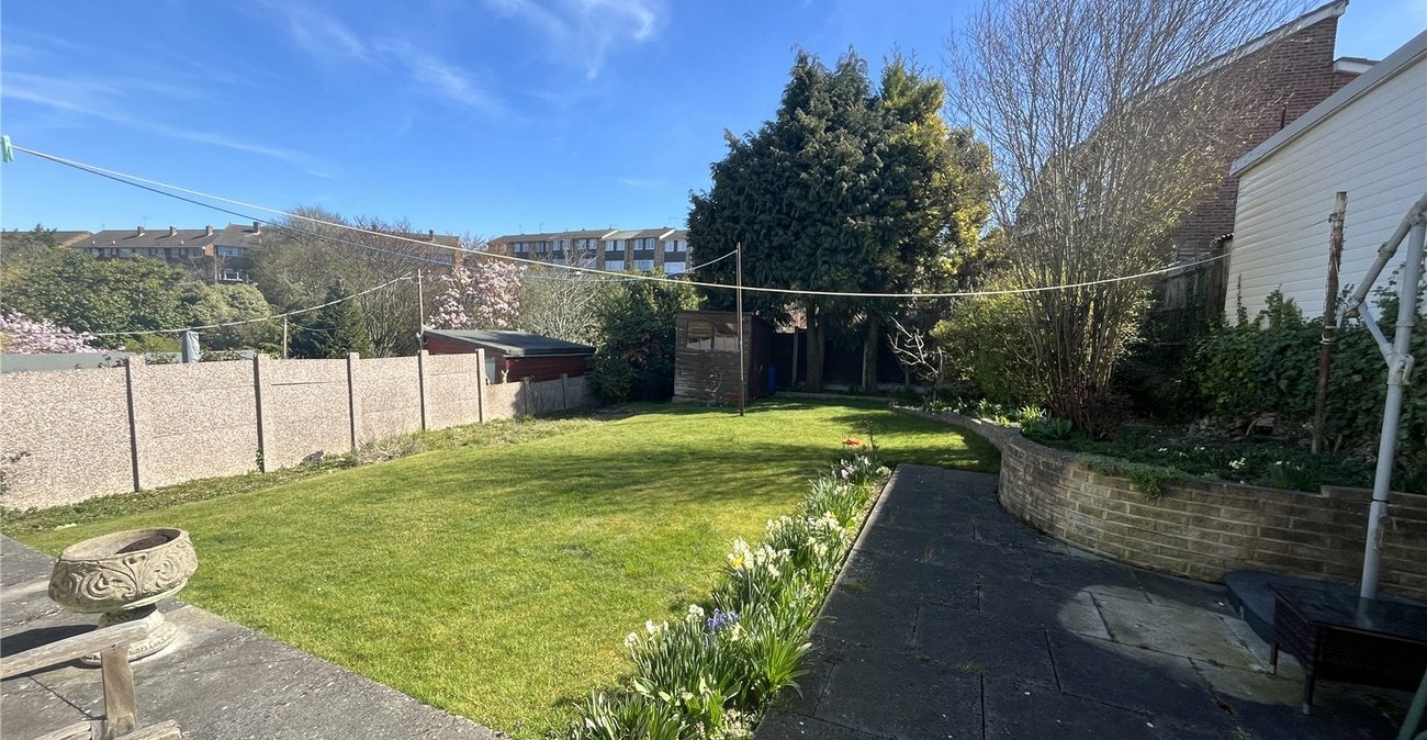 3 bedroom bungalow for sale in Walderslade | Robinson Michael & Jackson