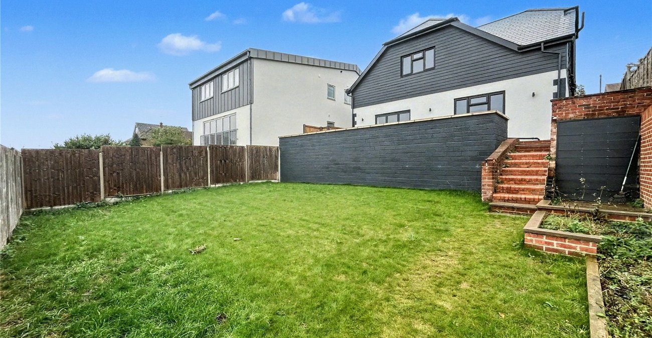 4 bedroom house for sale in Walderslade | Robinson Michael & Jackson