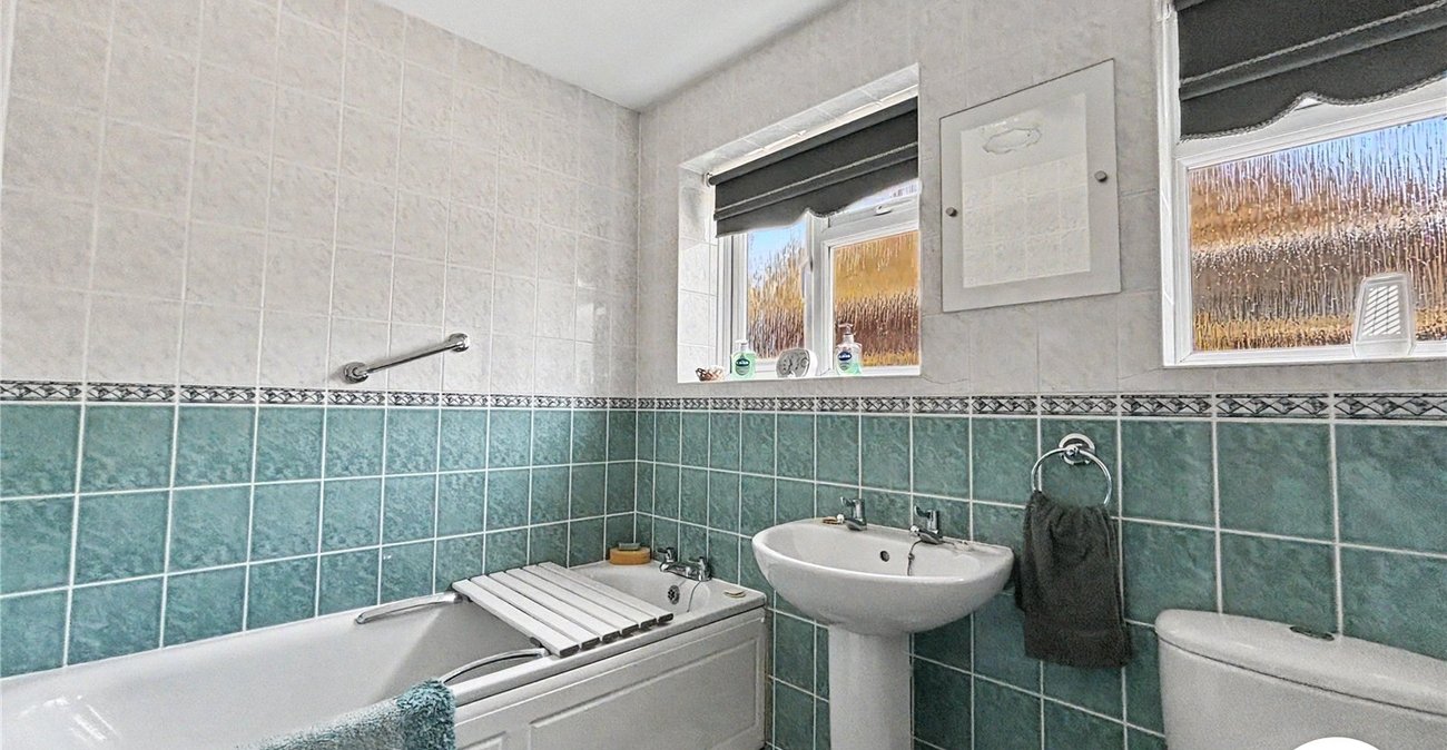 2 bedroom bungalow for sale in Walderslade | Robinson Michael & Jackson